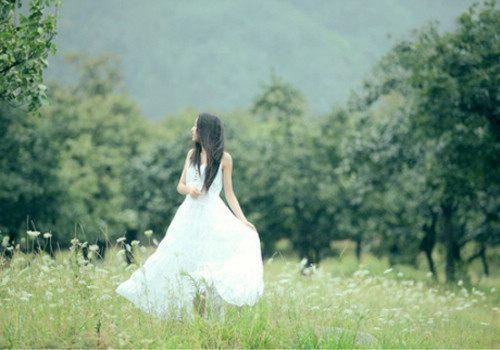 个性签名女生励志短句（热搜61句）
