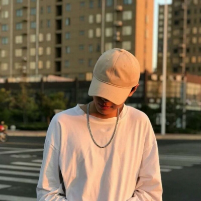 朋友圈简短好句子（合集100条）