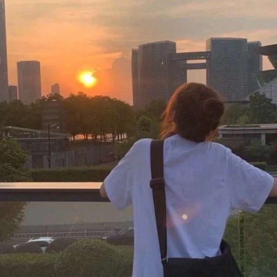朋友圈浪漫文案简短（精选124句）